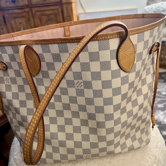 Pre Owned AUTH Louis Vuitton MM Azul Neverfull - Picture 3 of 11